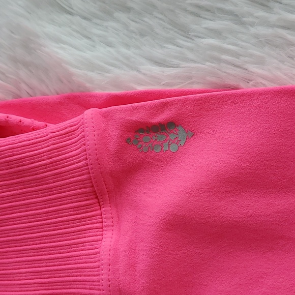 31. Free People High-Rise 7/8 Good Karma Leggings Tropical Pink - Picture 4 of 11